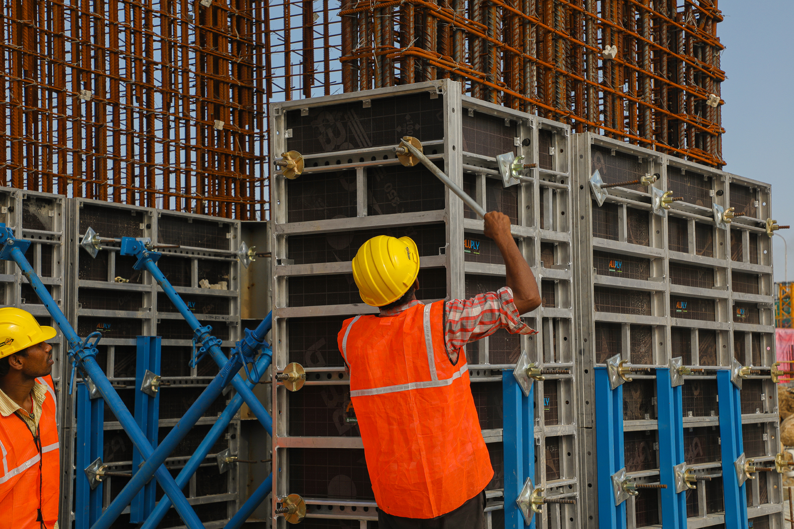 Eximcorp Aluply - Modular Formwork System